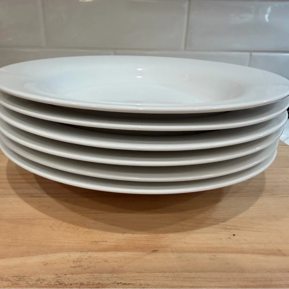 Crate & Barrel 9